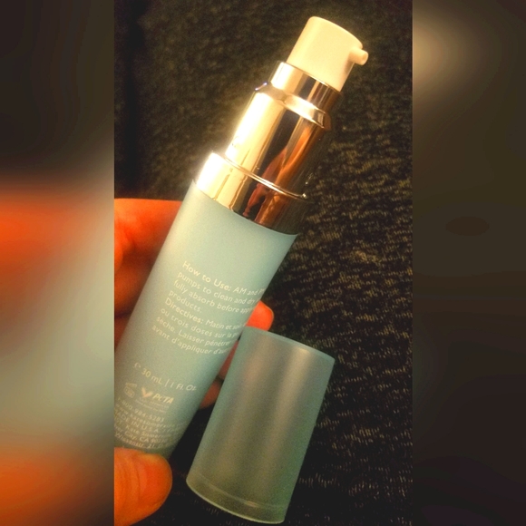 NEW Kate Sommerville HydraKate Water Serum - Picture 7 of 8